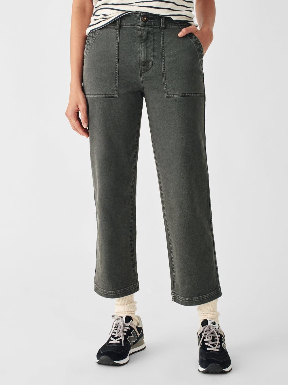 Faherty Straight Crop Utility Pants in Washed Black Size 28